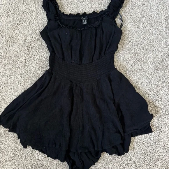 Forever 21 Black Ruffled Babydoll Romper Medium - Picture 2 of 5